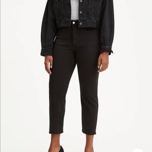 Levi’s wedgie straight leg black jeans